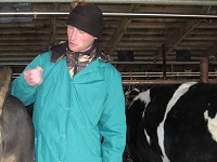 Ветврач С.А.Игитов на консультировании в Рассвете